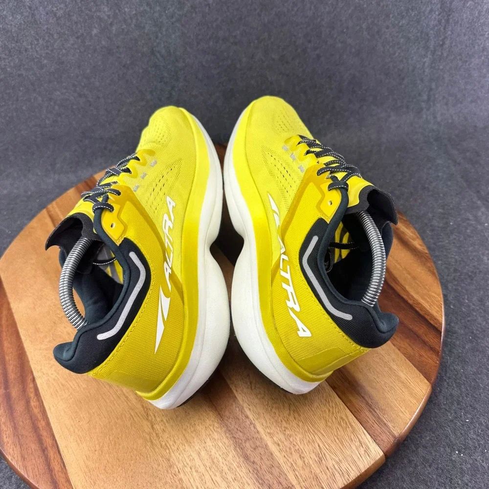 Altra Vanish Tempo Mens 10.5 Yellow Black Running Shoes AL0A7R6G770 Sneakers